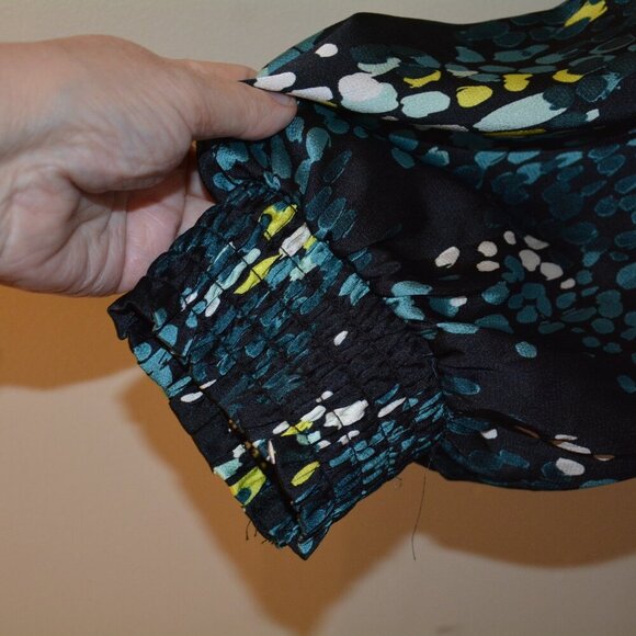 NWT Torrid Satin Surplice Tie Cut Out Back Long Sleeve Blouse Size 4X - Picture 8 of 14